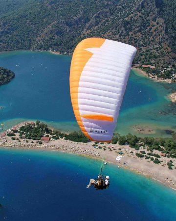 Paragliding