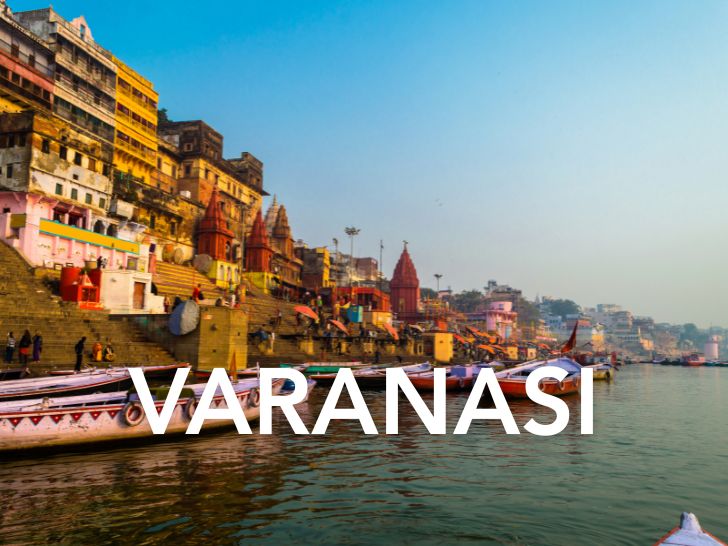 Kashi Vishwanath Temple in Varanasi, spiritual tour by Bharat Darshan Yatra